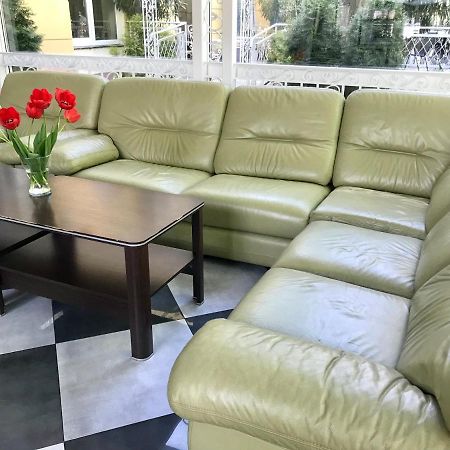 Hotelik Polonia Łowicz Екстериор снимка