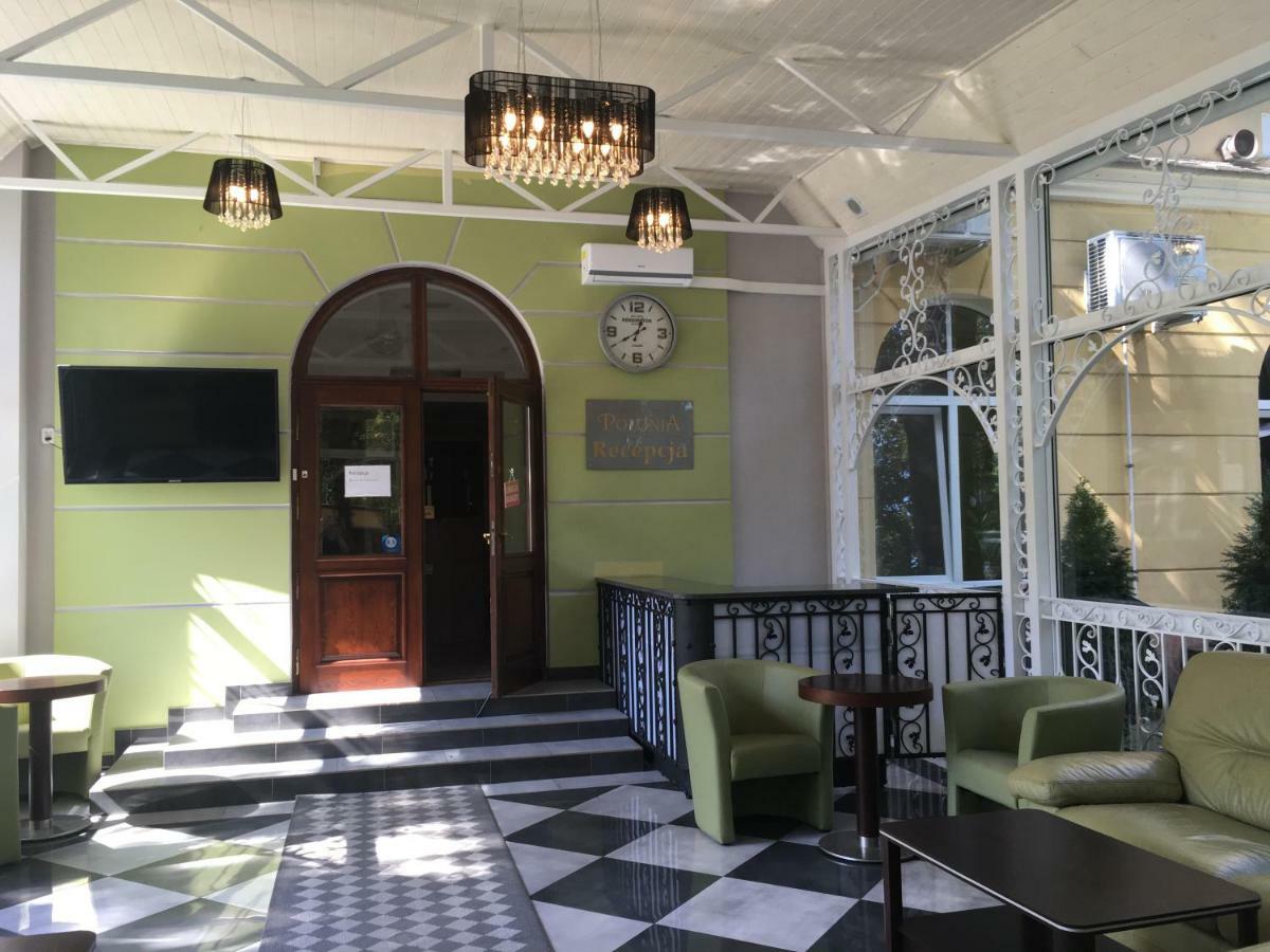 Hotelik Polonia Łowicz Екстериор снимка